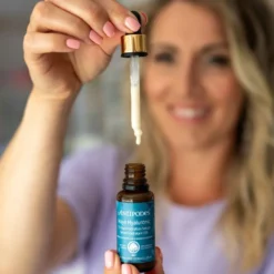 Hyaluronihapposeerumi Antipodes Maya Hyaluronic Serum, 2 kokoa