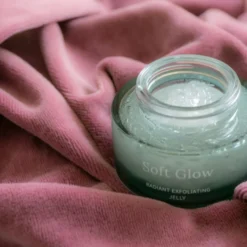 Kasvokuorinta Usva Soft Glow Radiant Exfoliating Jelly 50ml