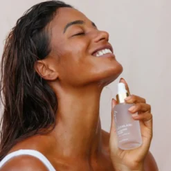 Leahlani Bohemian Ruby Balancing Toning Mist kasvovesi, 2 kokoa