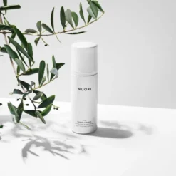 Puhdistusvaahto NUORI Vital Foaming Cleanser, 2 kokoa